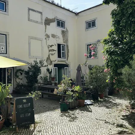 Apartamento Experience Like A Local Lisboa