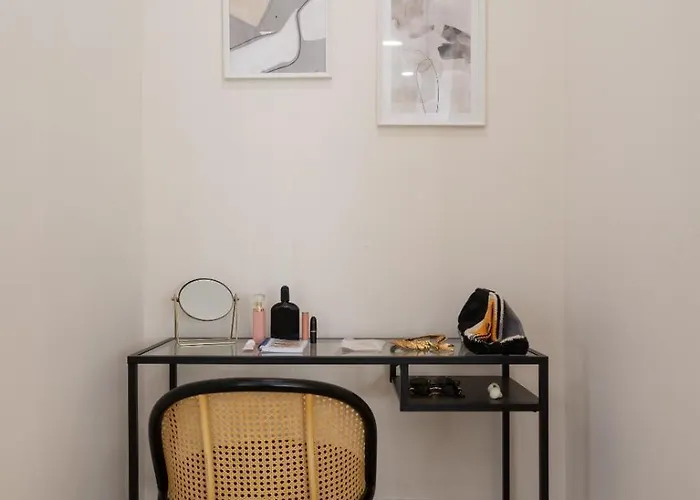 Experience Like A Local * Лиссабон